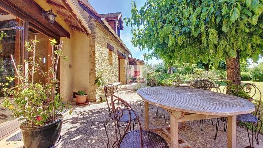For sale Plazac 10 rooms 257 m2 Dordogne (24580) photo 0