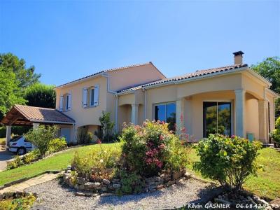 For sale Garat 4 rooms 140 m2 Charente (16410) photo 0