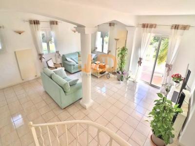 For sale Saint-maximin-la-sainte-baume 8 rooms 248 m2 Var (83470) photo 4