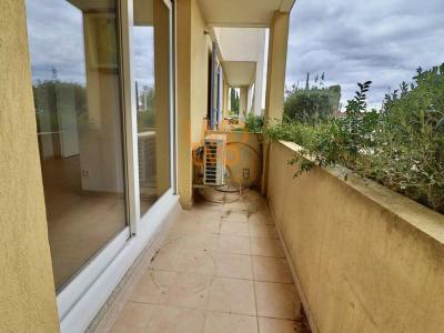 For sale Saint-maximin-la-sainte-baume 2 rooms 61 m2 Var (83470) photo 2