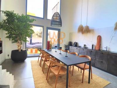 For sale Saint-maximin-la-sainte-baume 4 rooms 190 m2 Var (83470) photo 0