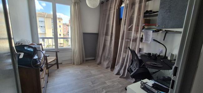 For sale PROCHE CENTRE VILLE 4 rooms 86 m2 Saone et loire (71000) photo 4