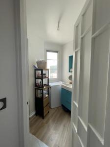 For sale Bagneux 3 rooms 56 m2 Hauts de Seine (92220) photo 4