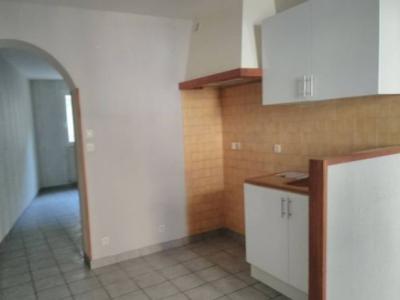 For rent Saint-medard-de-guizieres 4 rooms 100 m2 Gironde (33230) photo 2