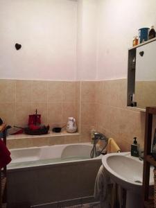 Acheter Immeuble Saint-just-saint-rambert 280000 euros