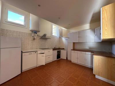 For sale Bordeaux 4 rooms 68 m2 Gironde (33800) photo 3