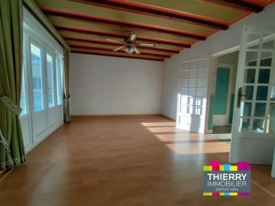 For sale Nantes 3 rooms 68 m2 Loire atlantique (44000) photo 2