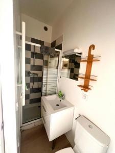 For rent Artigues-pres-bordeaux BORDEAUX 1 room 20 m2 Gironde (33370) photo 1