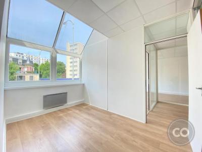 Louer Bureau 85 m2 Sevres