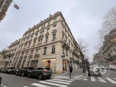 For rent Paris-11eme-arrondissement 230 m2 Paris (75011) photo 4