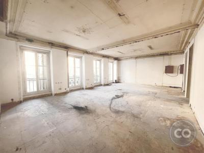 Louer Bureau Paris-10eme-arrondissement 874766 euros