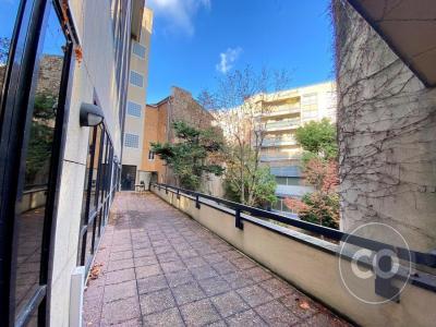For rent Issy-les-moulineaux 171 m2 Hauts de Seine (92130) photo 3