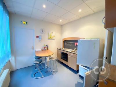 For sale Sevres 245 m2 Hauts de Seine (92310) photo 4