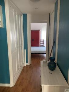 For rent Bordeaux 2 rooms 40 m2 Gironde (33000) photo 2