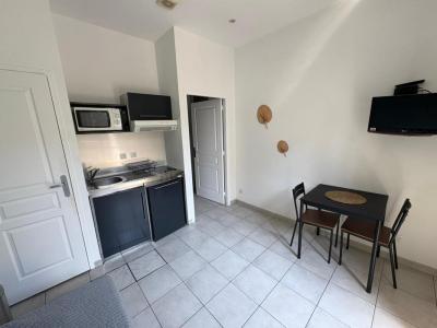 Louer Appartement 17 m2 Marseille-2eme-arrondissement