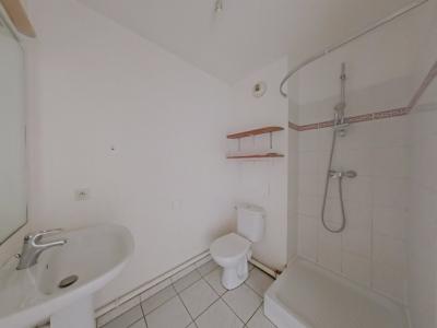For rent Bussy-saint-georges 1 room 28 m2 Seine et marne (77600) photo 3