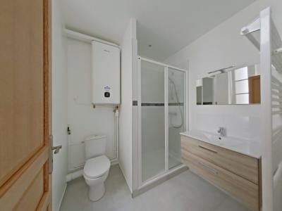 Louer Appartement Paris-1er-arrondissement 1465 euros