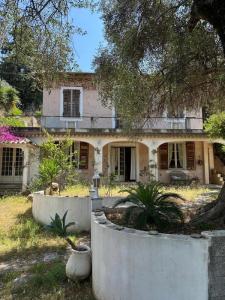 For sale Nice 4 rooms 141 m2 Alpes Maritimes (06200) photo 2