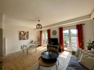 For sale Saint-laurent-du-var 5 rooms 66 m2 Alpes Maritimes (06700) photo 2