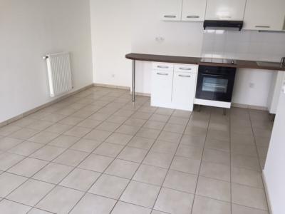 For rent Lyon-8eme-arrondissement 3 rooms 54 m2 Rhone (69008) photo 1