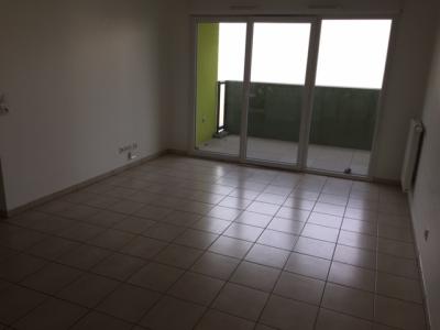 For rent Lyon-8eme-arrondissement 3 rooms 54 m2 Rhone (69008) photo 3