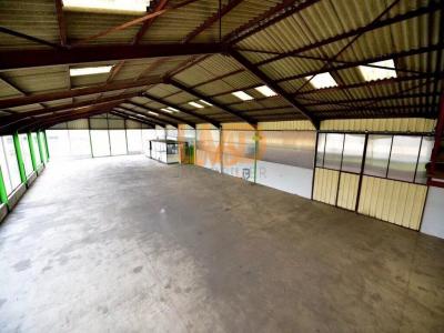 Acheter Bureau Salles-curan 115000 euros