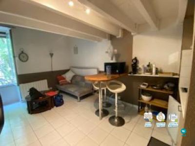 Louer Appartement Nimes 650 euros