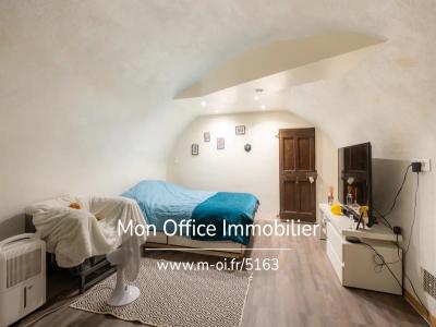 Acheter Appartement Beaurecueil 154000 euros