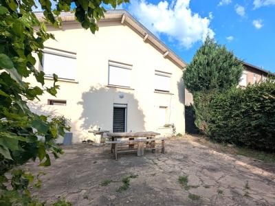 For sale RESIDENTIEL LES SABLES 6 rooms 113 m2 Loire (42300) photo 0