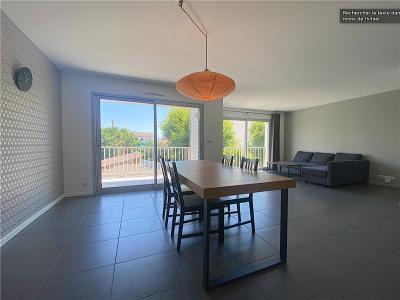 For rent Bordeaux 3 rooms 77 m2 Gironde (33000) photo 1
