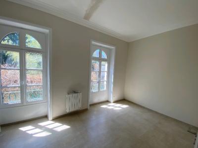 For rent Laval 53000 Laval 4 rooms 90 m2 Mayenne (53000) photo 2