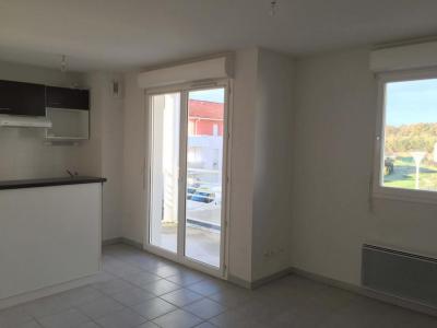 For rent Billere 2 rooms 35 m2 Pyrenees atlantiques (64140) photo 2