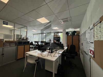 For rent Pessac 1360 m2 Gironde (33600) photo 4