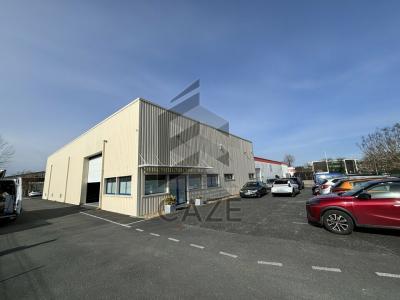 For rent Pessac 630 m2 Gironde (33600) photo 2