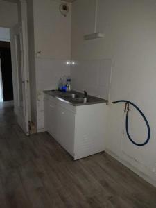 Louer Appartement Saint-andre-les-vergers 593 euros