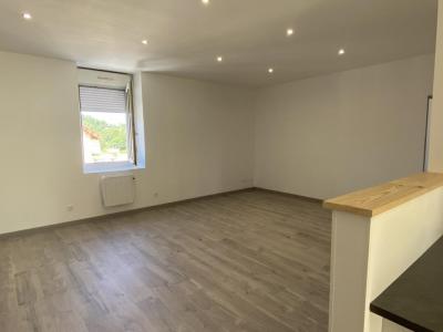For rent Creusot 3 rooms 69 m2 Saone et loire (71200) photo 1