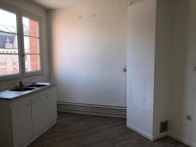 For sale Henin-beaumont 4 rooms 85 m2 Pas de calais (62110) photo 1