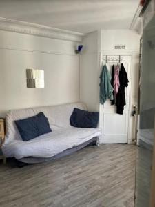 Annonce Location Appartement Paris-15eme-arrondissement 75