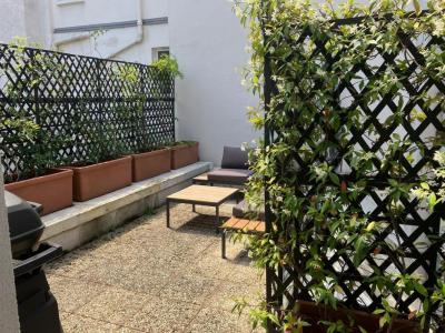 Louer Appartement 92 m2 Paris-17eme-arrondissement