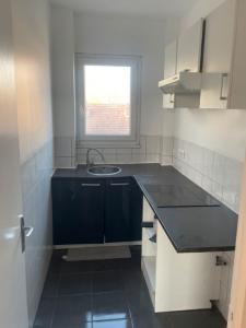 For rent Blanc-mesnil 2 rooms 28 m2 Seine saint denis (93150) photo 0