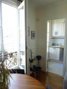 For rent Paris-20eme-arrondissement 2 rooms 38 m2 Paris (75020) photo 4