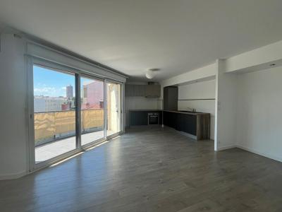 For rent Lyon-3eme-arrondissement 3 rooms 71 m2 Rhone (69003) photo 0