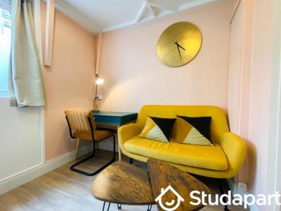 For rent Paris-7eme-arrondissement 1 room 18 m2 Paris (75007) photo 1
