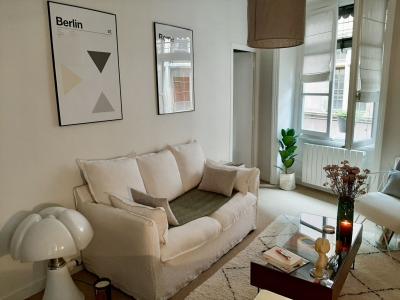 For sale 2 rooms 40 m2 Rhone (69002) photo 0