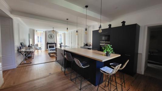For sale COEUR DE VILLAGE 3 rooms 93 m2 Rhone (69640) photo 2