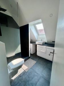 For sale PLACE DES TUILEAUX 1 room 36 m2 Isere (38240) photo 4
