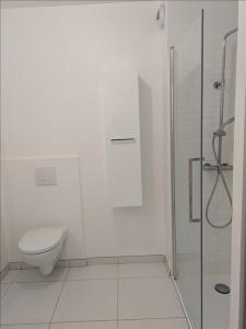 For rent Meudon 1 room 28 m2 Hauts de Seine (92190) photo 2