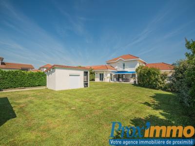 Acheter Maison 233 m2 Buisse