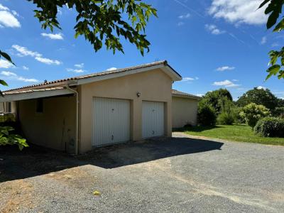 For rent Bellebat 5 rooms 124 m2 Gironde (33760) photo 2