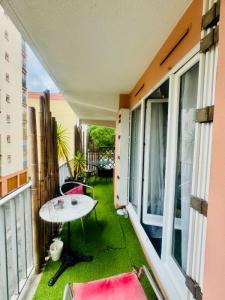 For sale Pau 4 rooms 84 m2 Pyrenees atlantiques (64000) photo 2